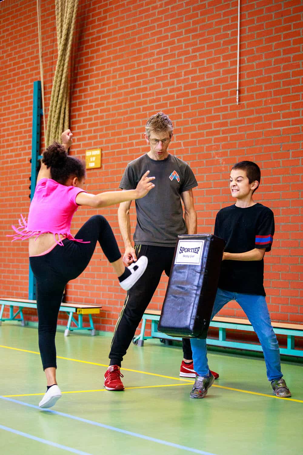 Indus op school | Actieve hulpverlening